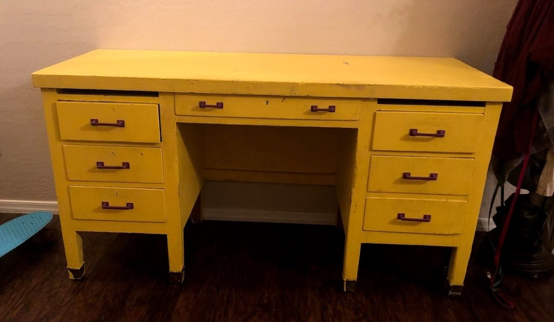 For Sale: Big, Yellow (Power) Desk